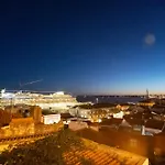 Alfama, The Heart Of Fado - Minutes From Tram 28