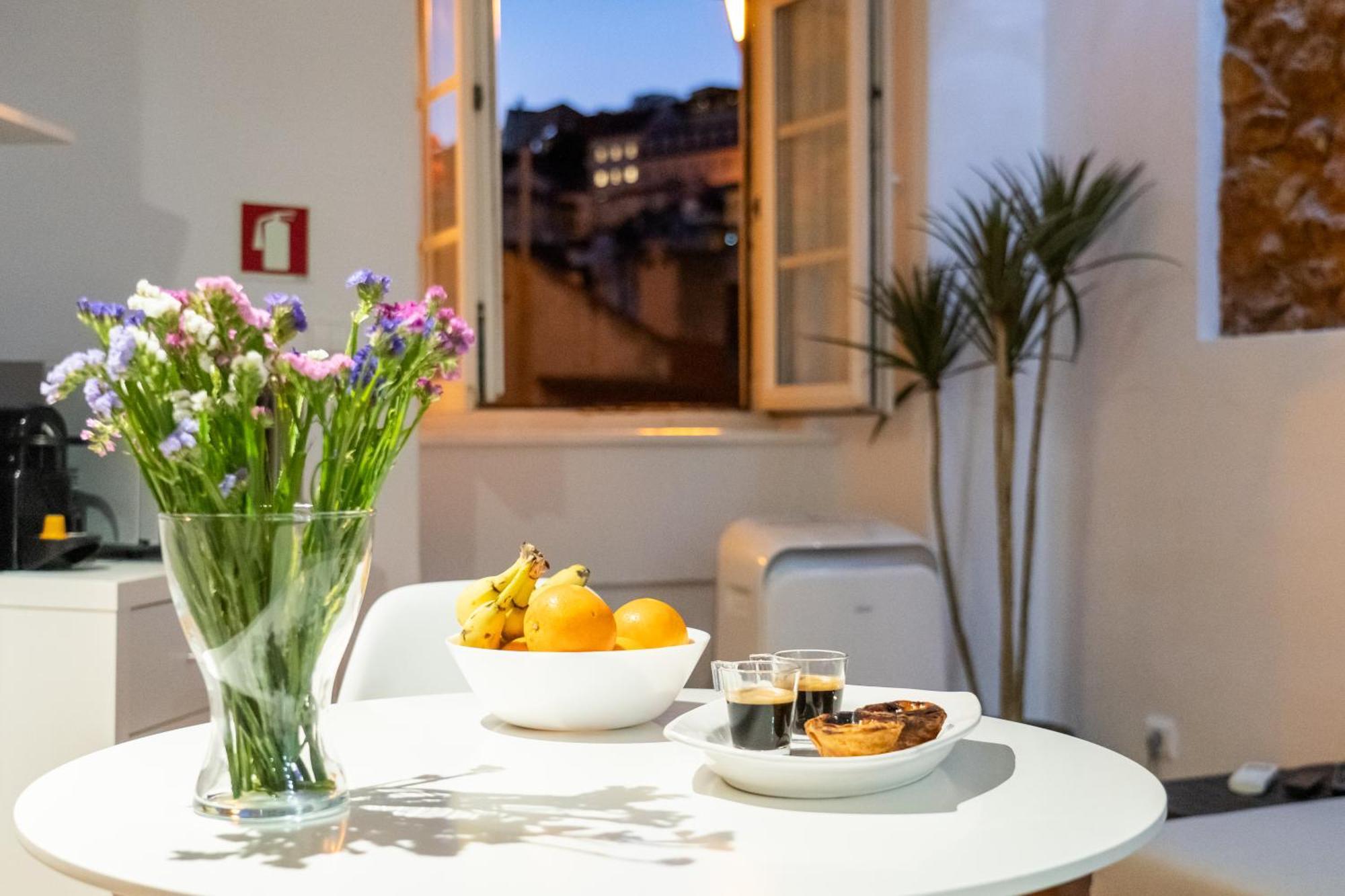 Alfama, The Heart Of Fado - Minutes From Tram 28